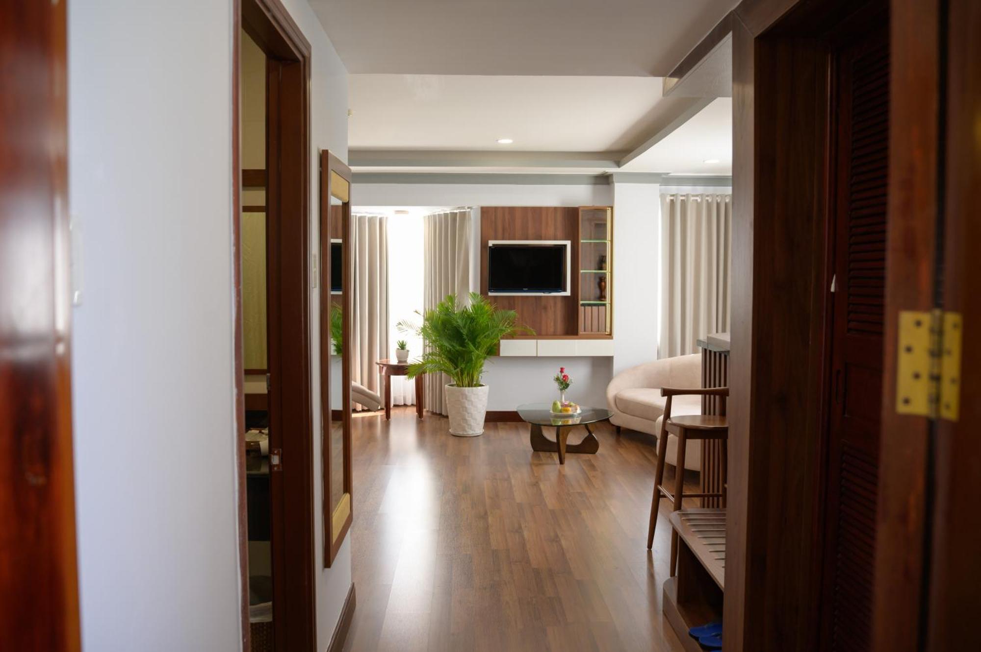 Saigon - Ninh Chu Hotel & Resort Фанранг Экстерьер фото